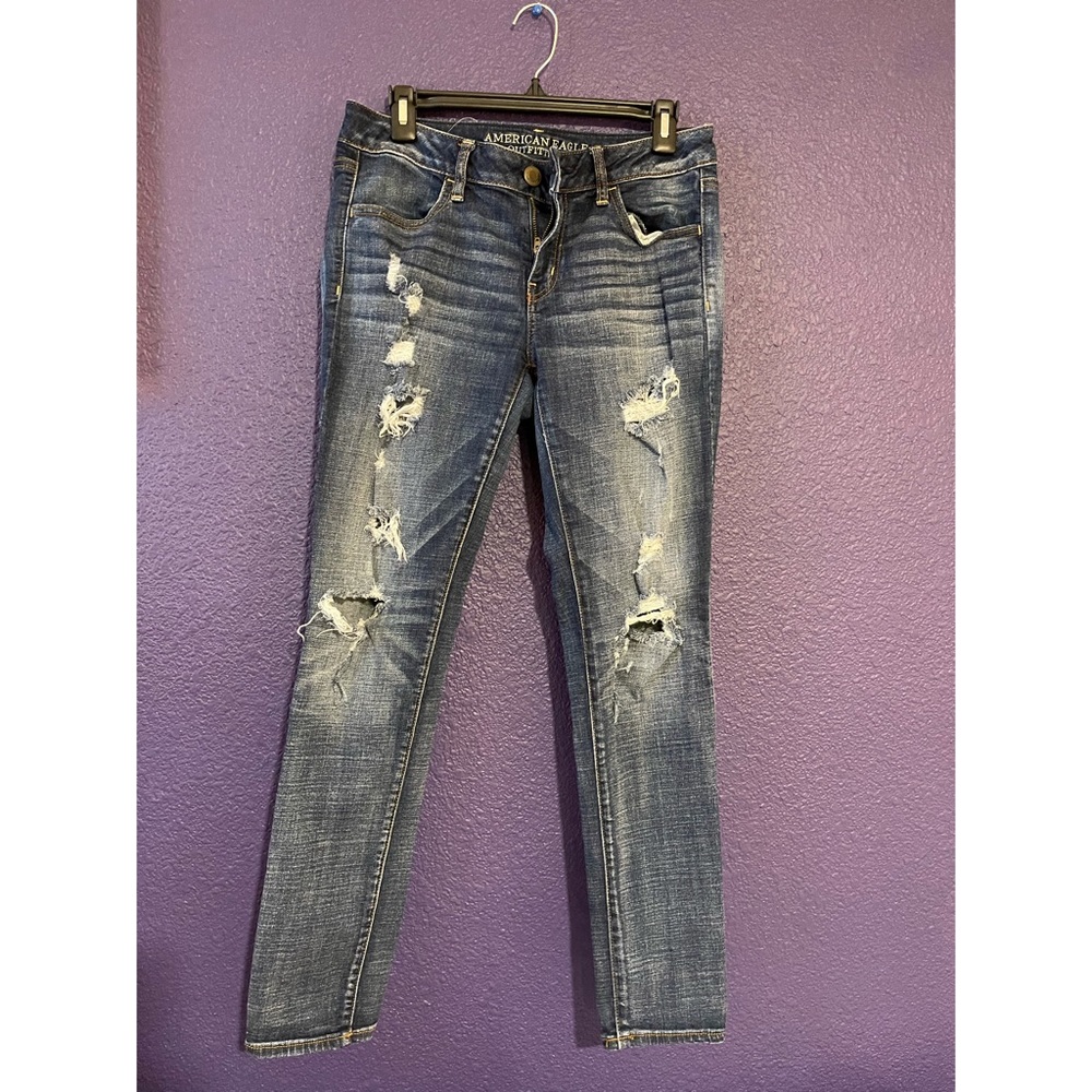 American Eagle Distressed Jeans
